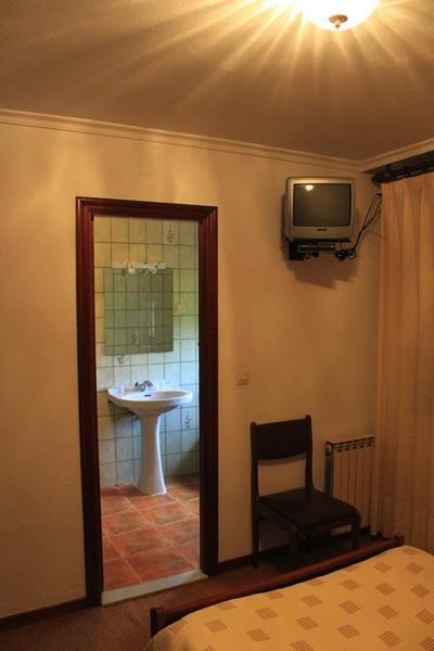 Отель Hostal Monte Rio Трескарес Номер фото